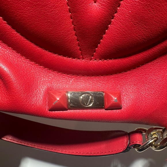 Leather "Valentino" Handbag - Picture 2 of 14